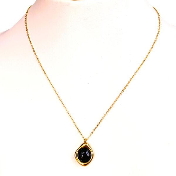 pendant with chain 003